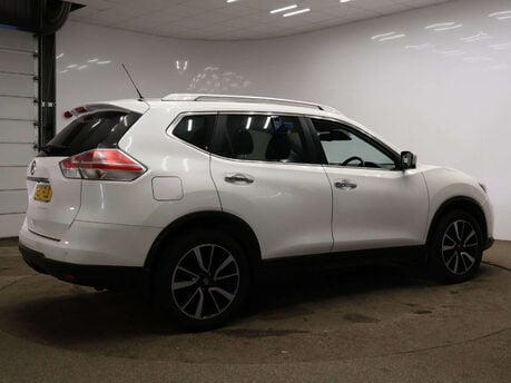 Nissan X-Trail 1.6 X-Trail Tekna dCi 5dr 9