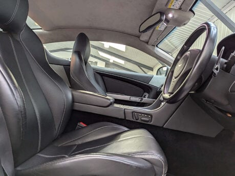 Aston Martin DB9 5.9 DB9 V12 Auto 2dr 51