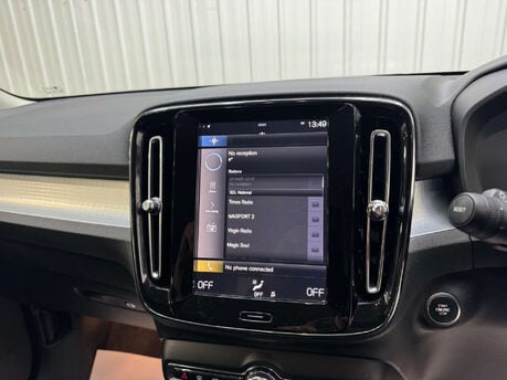 Volvo XC40 2.0 XC40 Momentum D3 5dr 85