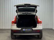 Volvo XC40 2.0 XC40 Momentum D3 5dr 43