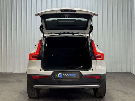 Volvo XC40 2.0 XC40 Momentum D3 5dr 43