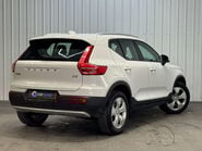 Volvo XC40 2.0 XC40 Momentum D3 5dr 9