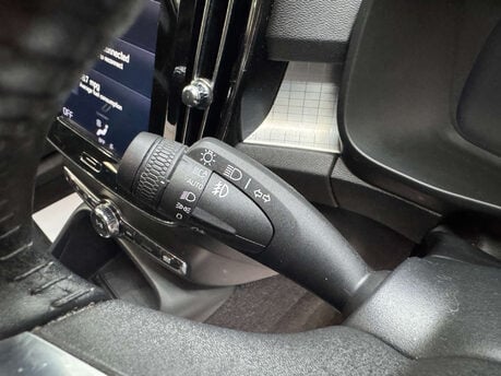 Volvo XC40 2.0 XC40 Momentum D3 5dr 70