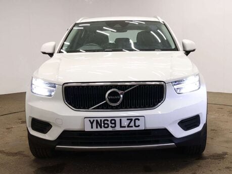 Volvo XC40 2.0 XC40 Momentum D3 5dr 21