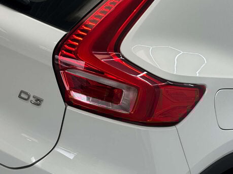 Volvo XC40 2.0 XC40 Momentum D3 5dr 42