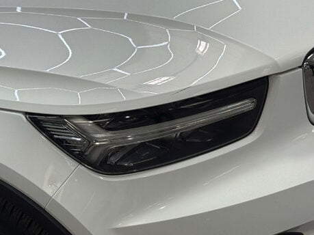 Volvo XC40 2.0 XC40 Momentum D3 5dr 27