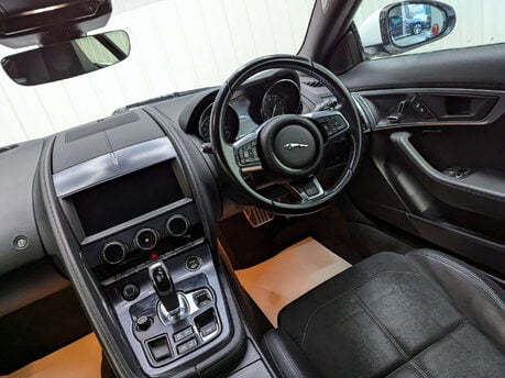 Jaguar F-Type 3.0 F-Type V6 R-Dynamic Auto 3dr 47