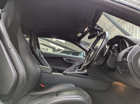 Jaguar F-Type 3.0 F-Type V6 R-Dynamic Auto 3dr 52