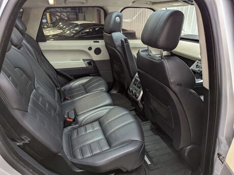 Land Rover Range Rover Sport 4.4 Range Rover Sport Autobiography Dynamic SDV8 Auto 4WD 5dr 61