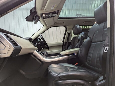 Land Rover Range Rover Sport 4.4 Range Rover Sport Autobiography Dynamic SDV8 Auto 4WD 5dr 59