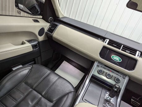 Land Rover Range Rover Sport 4.4 Range Rover Sport Autobiography Dynamic SDV8 Auto 4WD 5dr 46