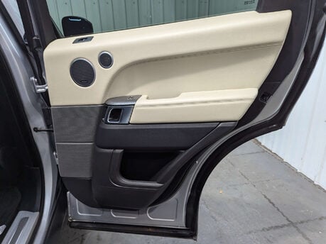 Land Rover Range Rover Sport 4.4 Range Rover Sport Autobiography Dynamic SDV8 Auto 4WD 5dr 66