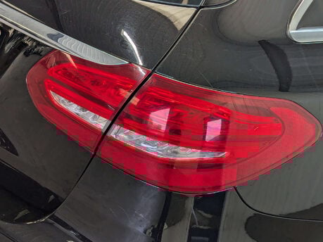 Mercedes-Benz C Class 2.1 C250 AMG Line Bluetec Auto 5dr 42