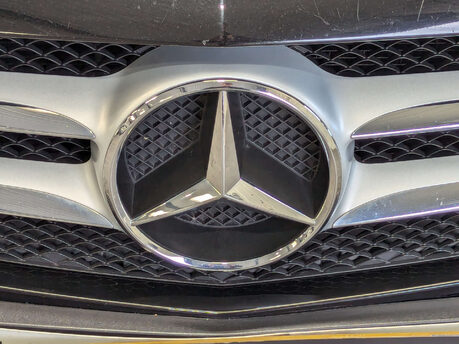 Mercedes-Benz C Class 2.1 C250 AMG Line Bluetec Auto 5dr 22