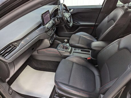 Ford Focus 1.0 Focus ST-Line X 5dr 55