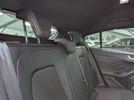Ford Focus 1.0 Focus ST-Line X 5dr 63