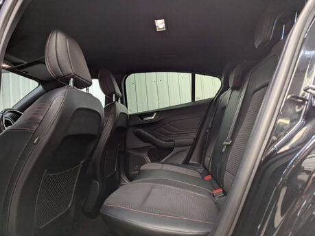 Ford Focus 1.0 Focus ST-Line X 5dr 70