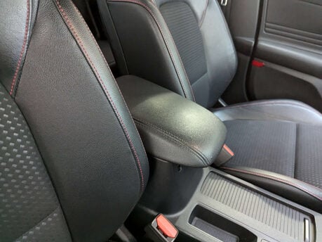 Ford Focus 1.0 Focus ST-Line X 5dr 93