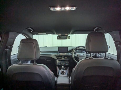 Ford Focus 1.0 Focus ST-Line X 5dr 46