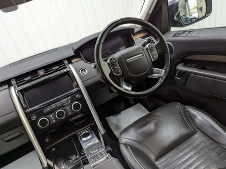 Land Rover Discovery 3.0 Discovery HSE TD6 Auto 4WD 5dr 48