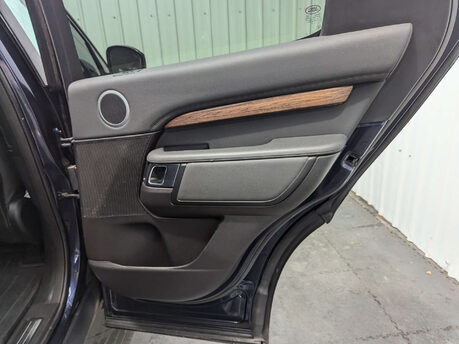 Land Rover Discovery 3.0 Discovery HSE TD6 Auto 4WD 5dr 65