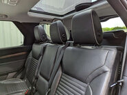 Land Rover Discovery 3.0 Discovery HSE TD6 Auto 4WD 5dr 68