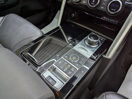 Land Rover Discovery 3.0 Discovery HSE TD6 Auto 4WD 5dr 92