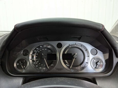 Aston Martin DB9 5.9 DB9 Auto 2dr 62