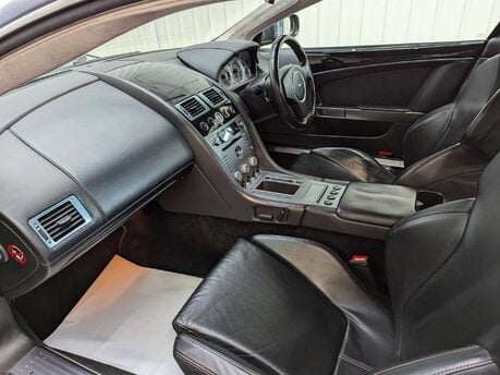 Aston Martin DB9 5.9 DB9 Auto 2dr 54