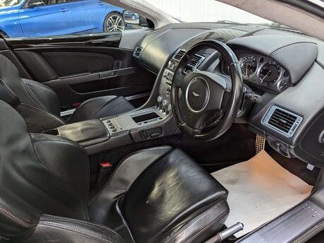 Aston Martin DB9 5.9 DB9 Auto 2dr 48