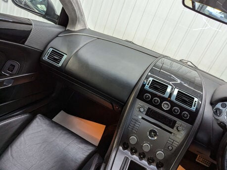 Aston Martin DB9 5.9 DB9 Auto 2dr 46