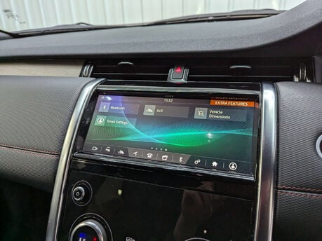 Land Rover Discovery Sport 2.0 Discovery Sport R-Dynamic SE D Auto 4WD 5dr 86