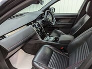 Land Rover Discovery Sport 2.0 Discovery Sport R-Dynamic SE D Auto 4WD 5dr 52