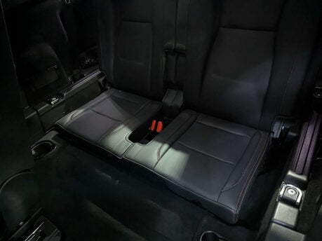 Land Rover Discovery Sport 2.0 Discovery Sport R-Dynamic SE D Auto 4WD 5dr 69