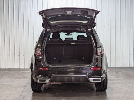 Land Rover Discovery Sport 2.0 Discovery Sport R-Dynamic SE D Auto 4WD 5dr 42
