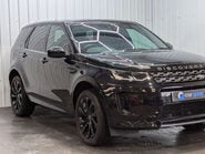Land Rover Discovery Sport 2.0 Discovery Sport R-Dynamic SE D Auto 4WD 5dr 18