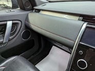 Land Rover Discovery Sport 2.0 Discovery Sport R-Dynamic SE D Auto 4WD 5dr 92