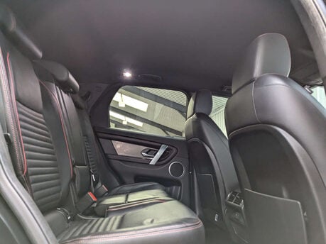 Land Rover Discovery Sport 2.0 Discovery Sport R-Dynamic SE D Auto 4WD 5dr 61