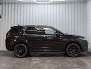 Land Rover Discovery Sport 2.0 Discovery Sport R-Dynamic SE D Auto 4WD 5dr 13