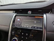 Land Rover Discovery Sport 2.0 Discovery Sport R-Dynamic SE D Auto 4WD 5dr 89