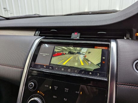 Land Rover Discovery Sport 2.0 Discovery Sport R-Dynamic SE D Auto 4WD 5dr 83