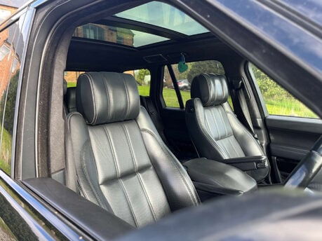 Land Rover Range Rover 3.0 Range Rover Autobiography SDV6 HEV Auto 4WD 5dr 13