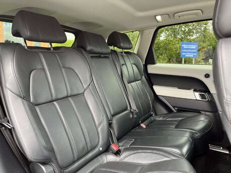 Land Rover Range Rover Sport 3.0 Range Rover Sport HSE Dynamic SDV6 Auto 4WD 5dr 17