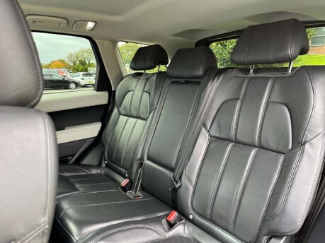 Land Rover Range Rover Sport 3.0 Range Rover Sport HSE Dynamic SDV6 Auto 4WD 5dr 28