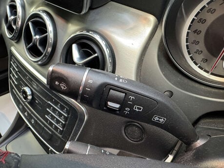 Mercedes-Benz GLA 2.1 GLA 200 D AMG Line 5dr 71
