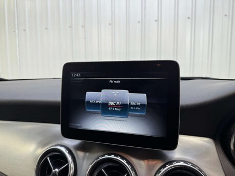 Mercedes-Benz GLA 2.1 GLA 200 D AMG Line 5dr 85