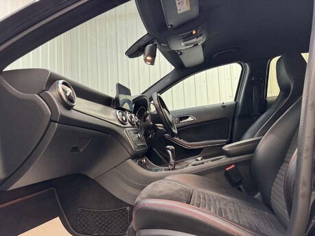 Mercedes-Benz GLA 2.1 GLA 200 D AMG Line 5dr 55