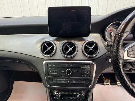 Mercedes-Benz GLA 2.1 GLA 200 D AMG Line 5dr 82