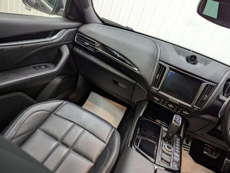 Maserati Levante 3.0 Levante GranSport V6 Auto 4WD 5dr 69