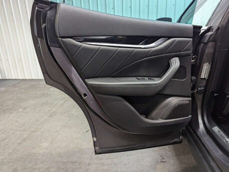 Maserati Levante 3.0 Levante GranSport V6 Auto 4WD 5dr 68